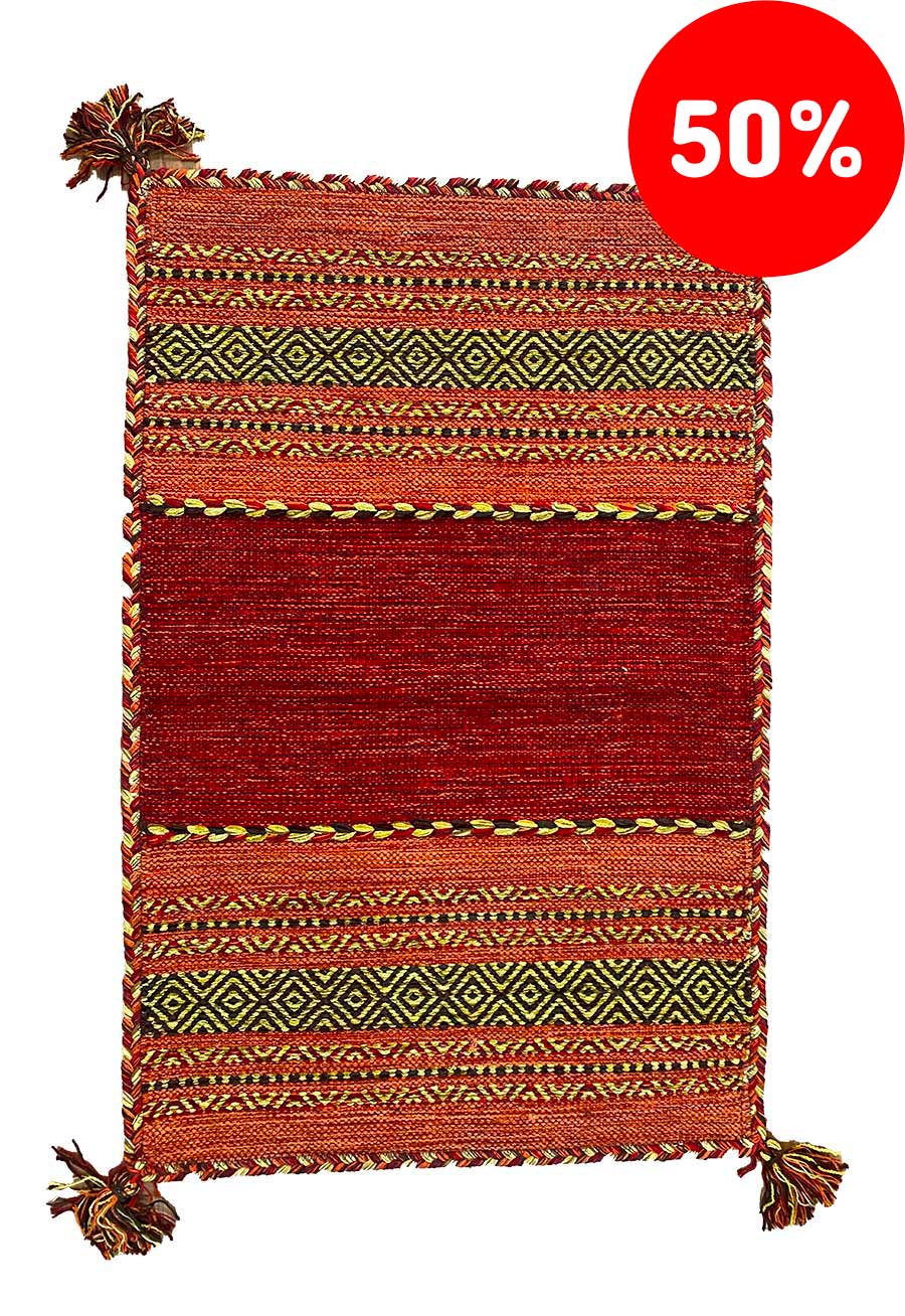 Galleria Tabriz - Tappeti in vendita. Un tappeto intrecciato a fantasia rosso, giallo e nero, con nappe agli angoli, esibisce un vivace badge sconto Bozza automatica con la scritta "50% di sconto" nell'angolo in alto a destra.