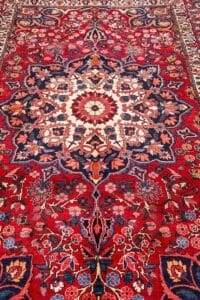Galleria Tabriz - Tappeti in vendita. Tappeto persiano Tappeto Bakhtiari colorato con intricati motivi floreali e geometrici nei toni del rosso, della marina, del bianco e del blu. 295.